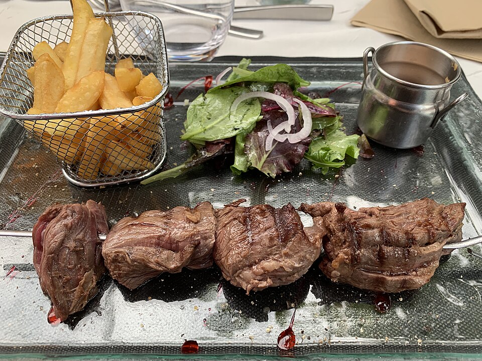 Brochettes de bœuf au poivre noir