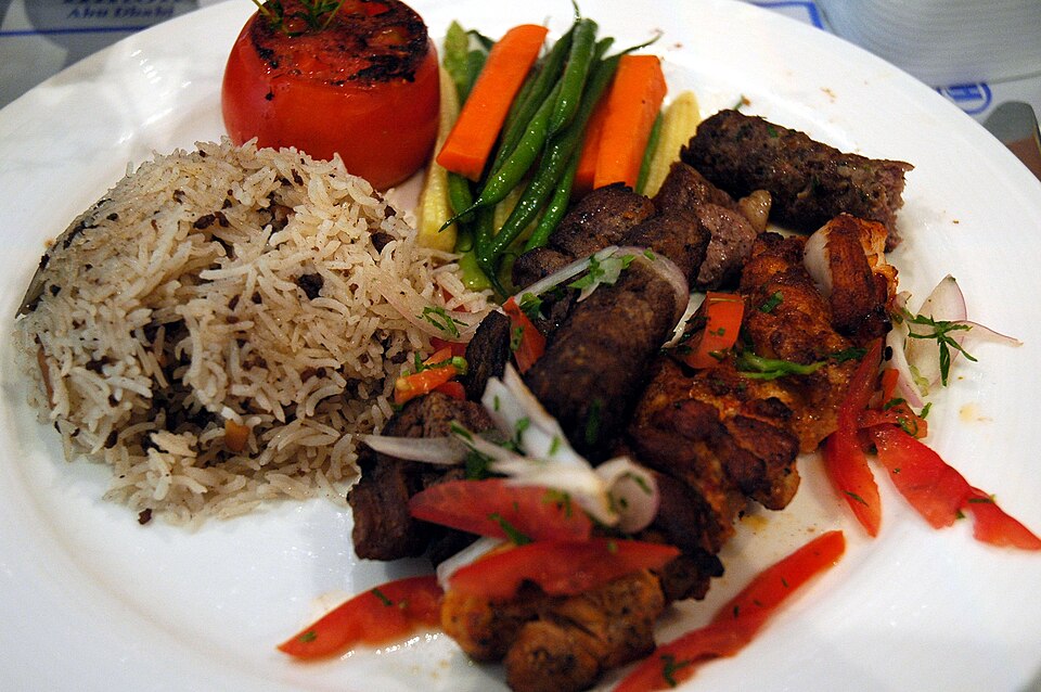 Brochettes de bœuf et poivrons colorés