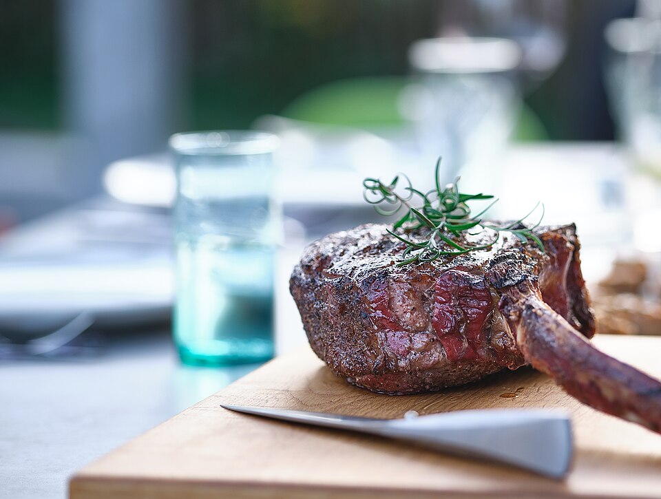 Côte de bœuf grillée