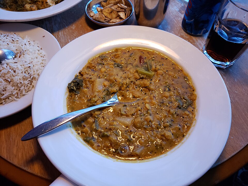 Curry de lentilles vertes et épinards