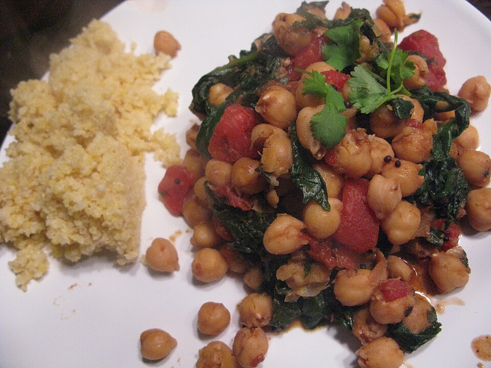 Curry de pois chiches et épinards au beurre