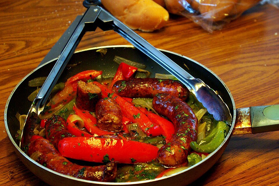 Merguez grillées et poivrons