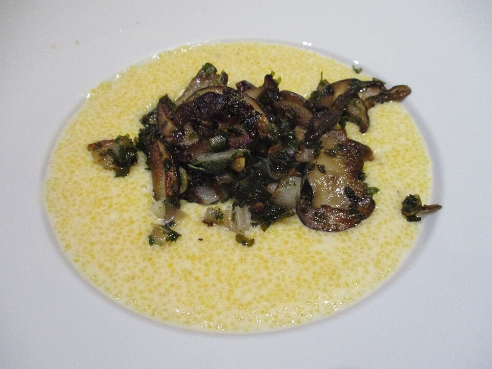 Poêlée de champignons et polenta crémeuse