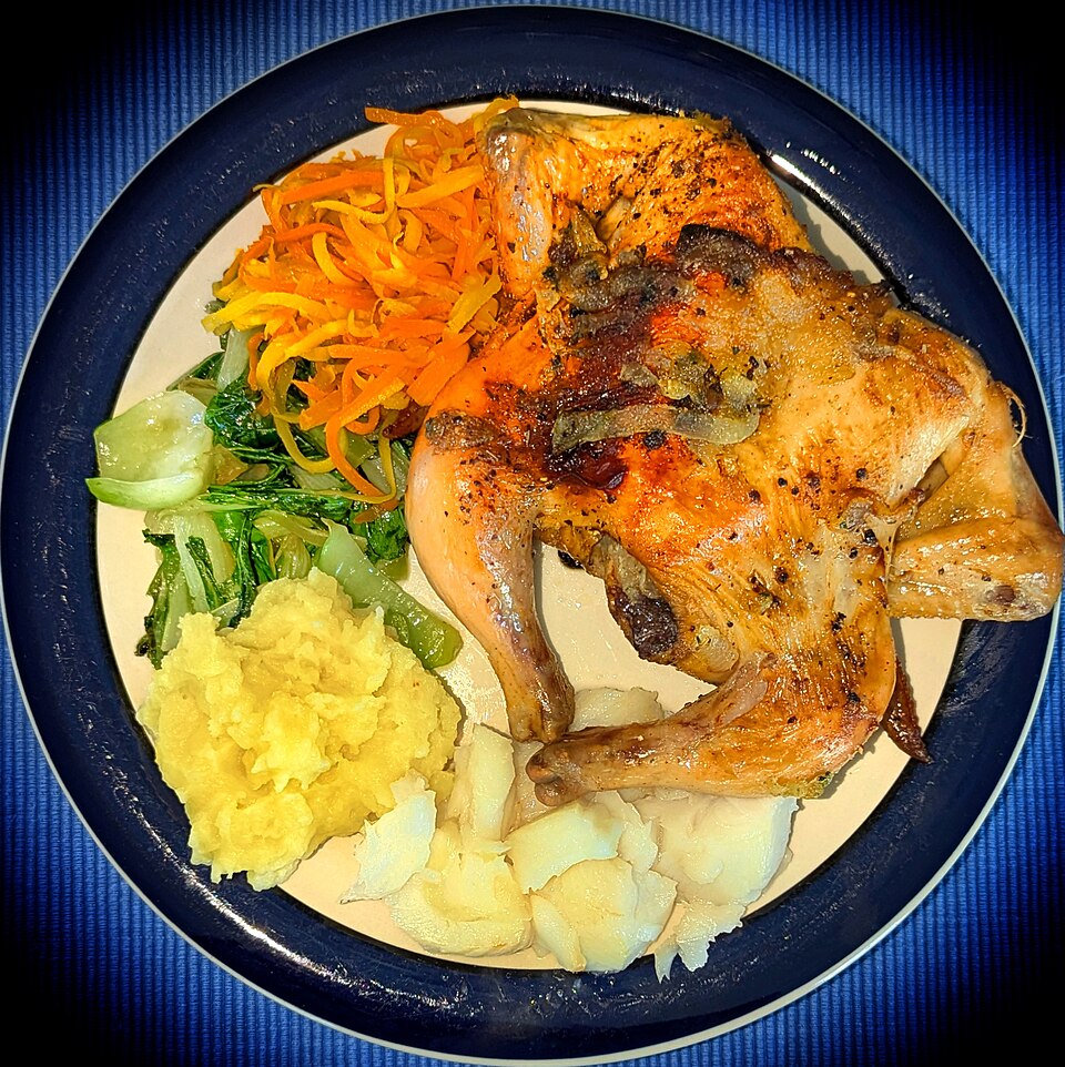 Poulet au four et légumes racines