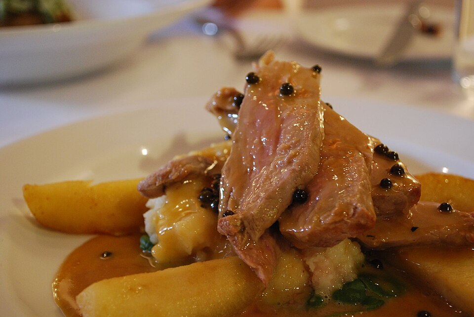 Rôti de porc aux pommes