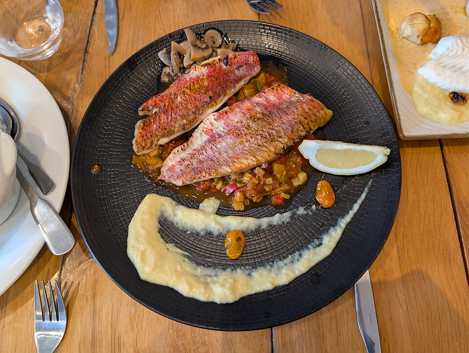 Rougets en filets à la niçoise