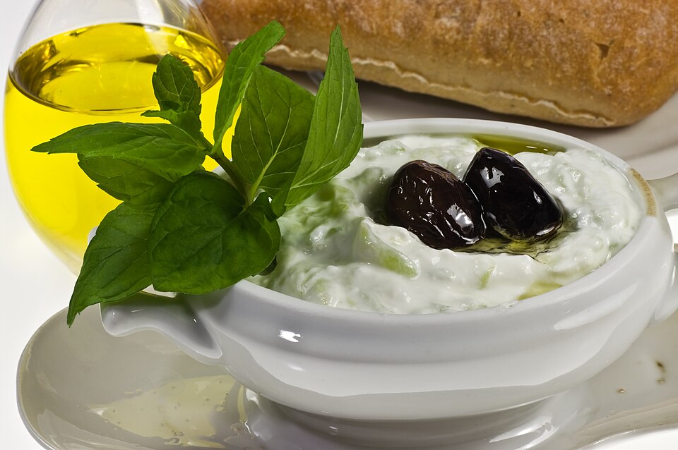 Salade de concombre au yaourt et menthe