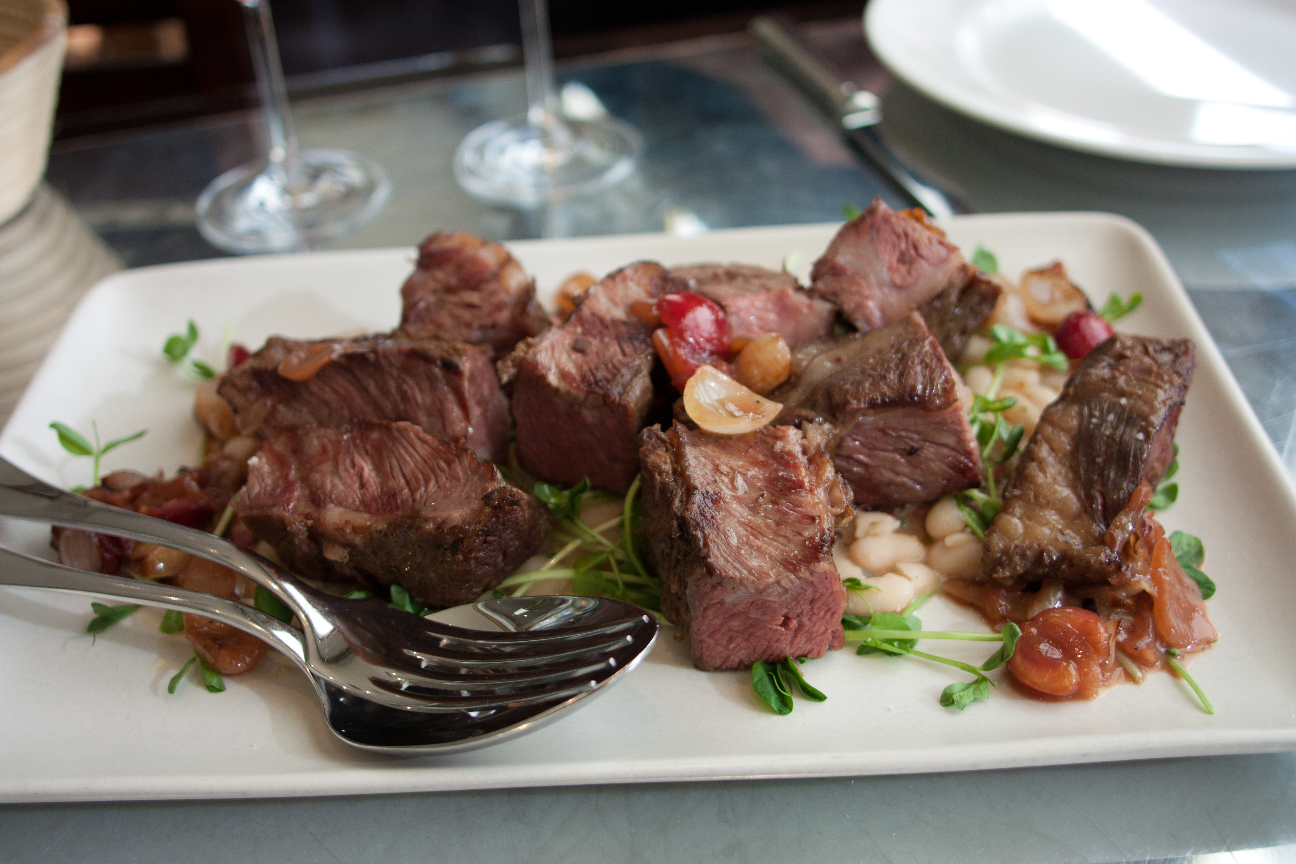 Travers de bœuf grillés