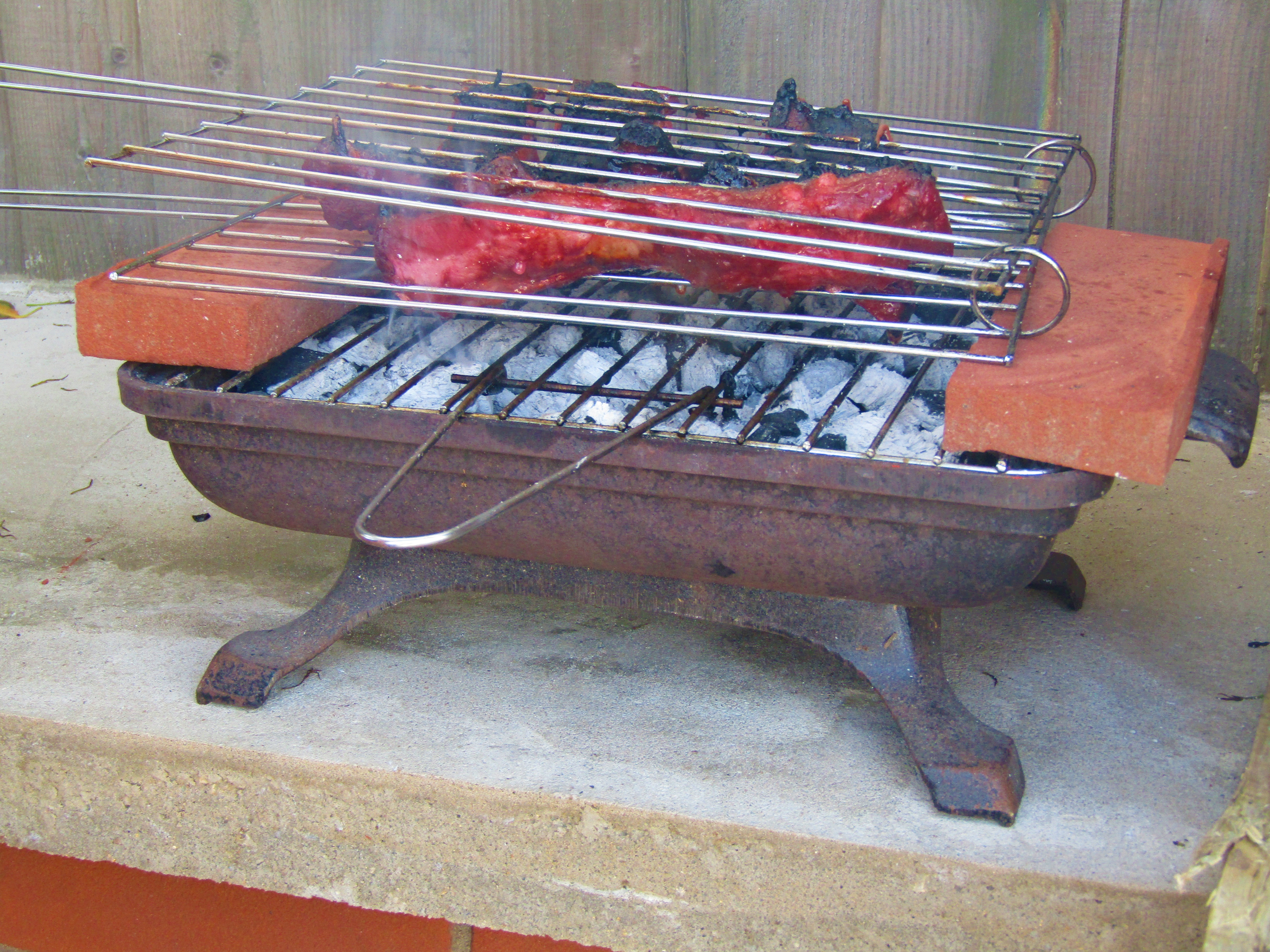 Travers de porc grillés au barbecue
